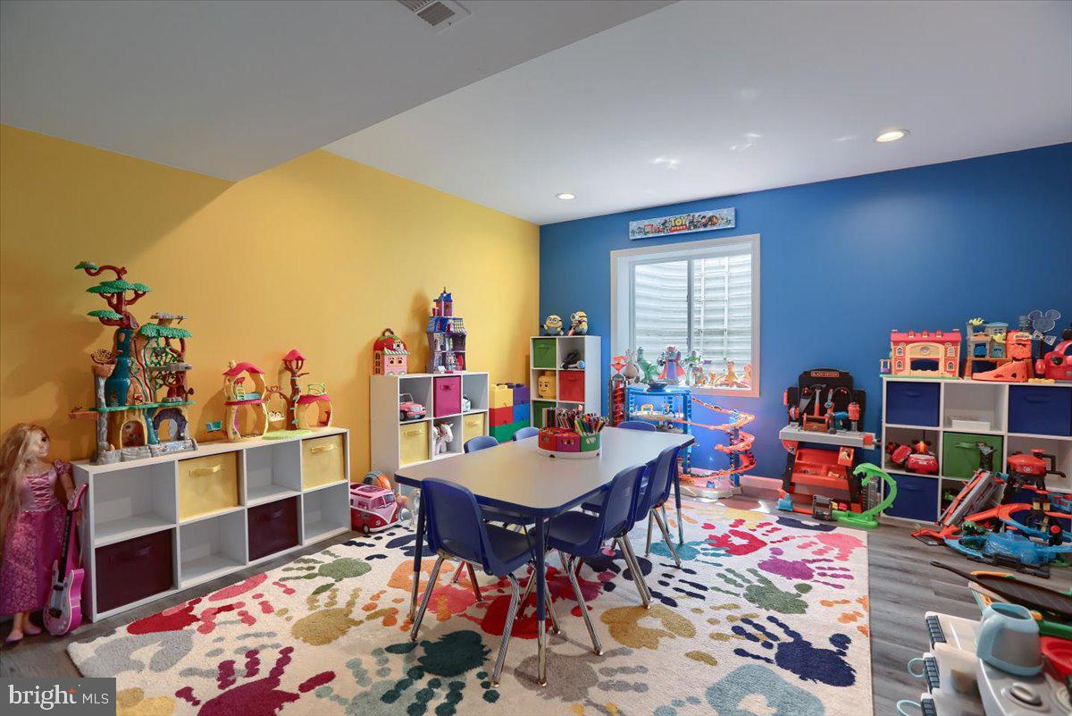 CARRIAGE PARK - Residential