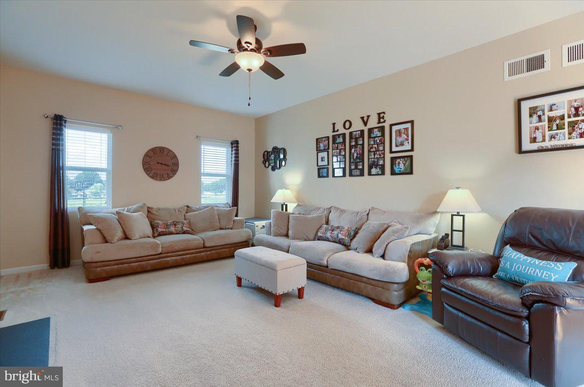 CARRIAGE PARK - Residential