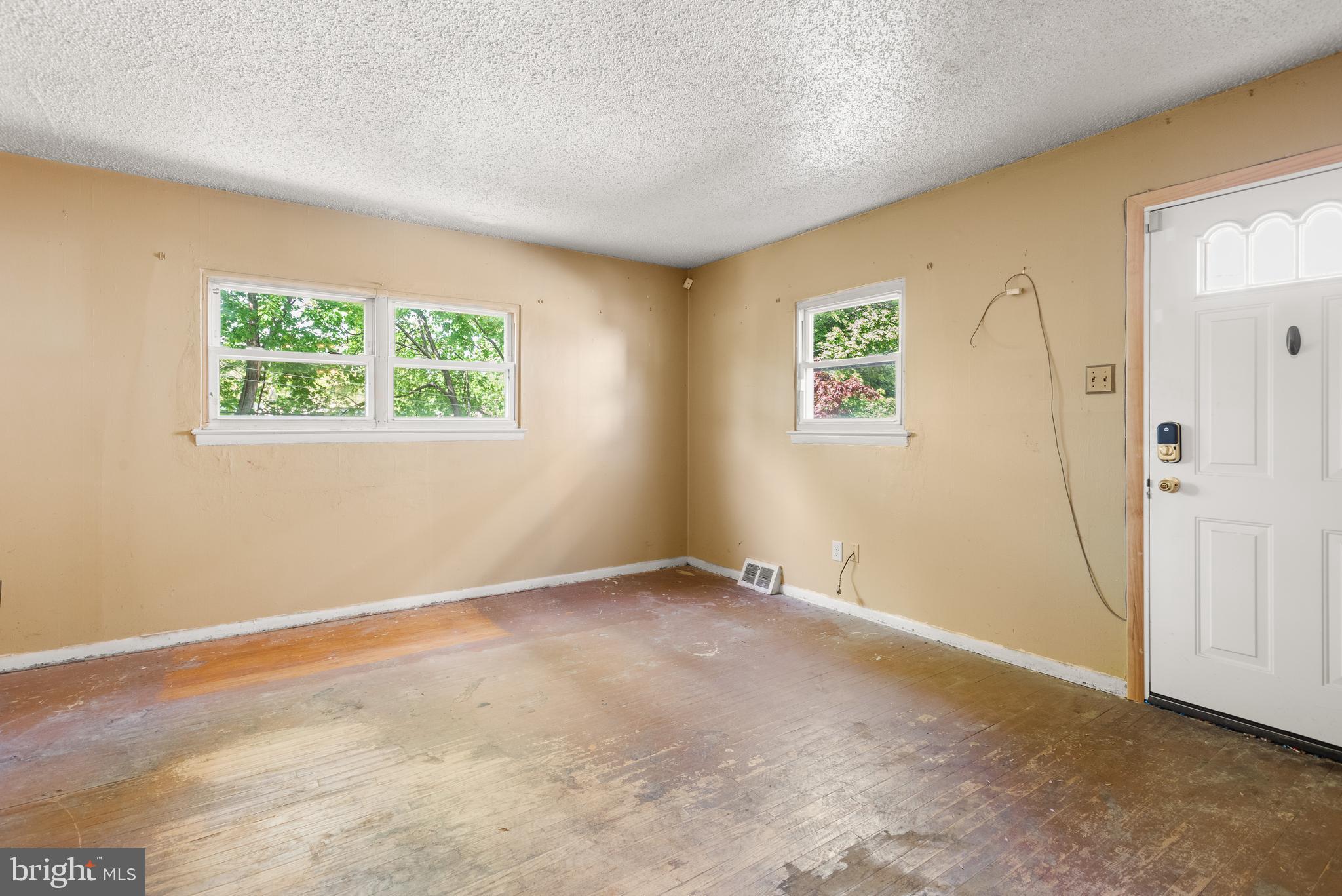 NORRIS HILLS CT - Residential