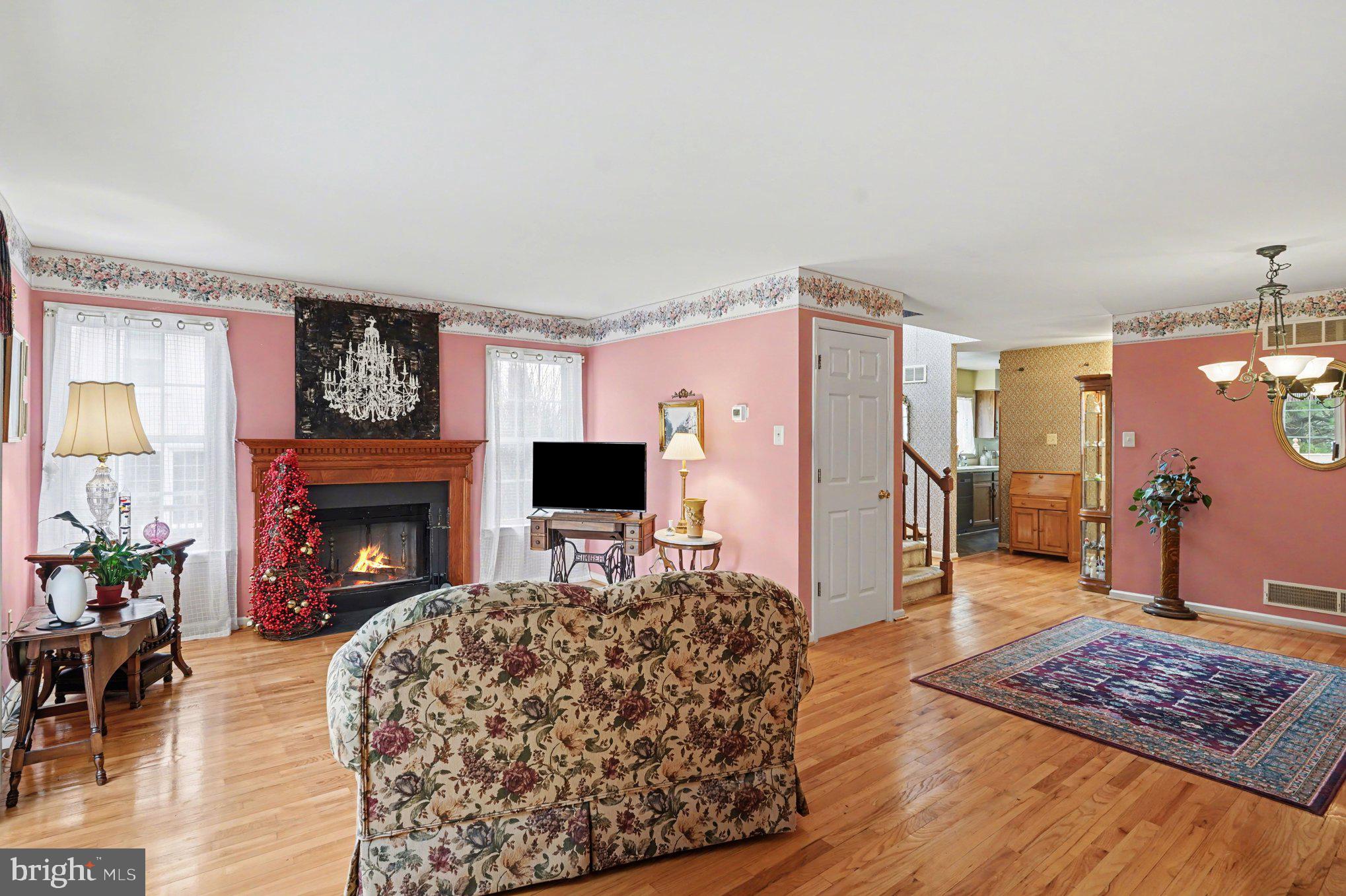 COVENTRY POINTE - Residential