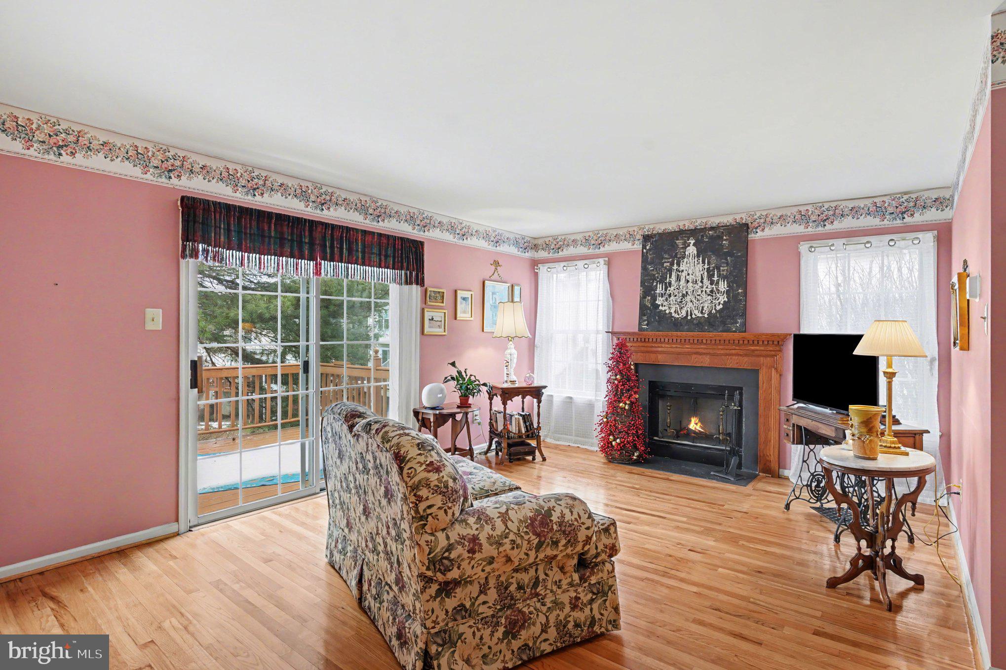 COVENTRY POINTE - Residential