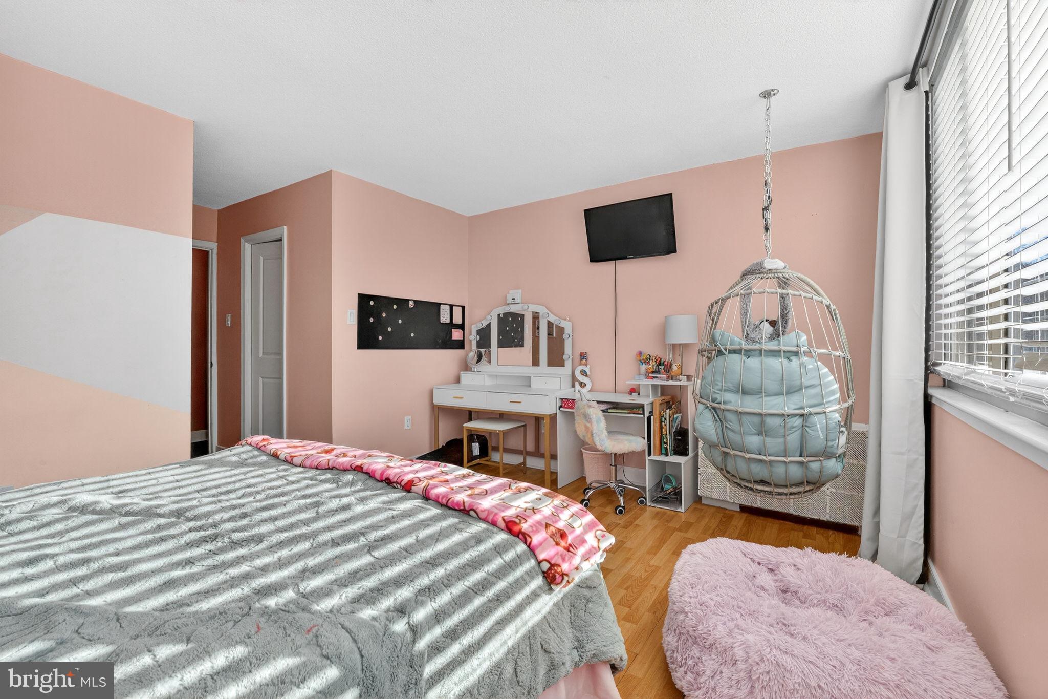 MICA AT SILVER SPRING METRO - Residential