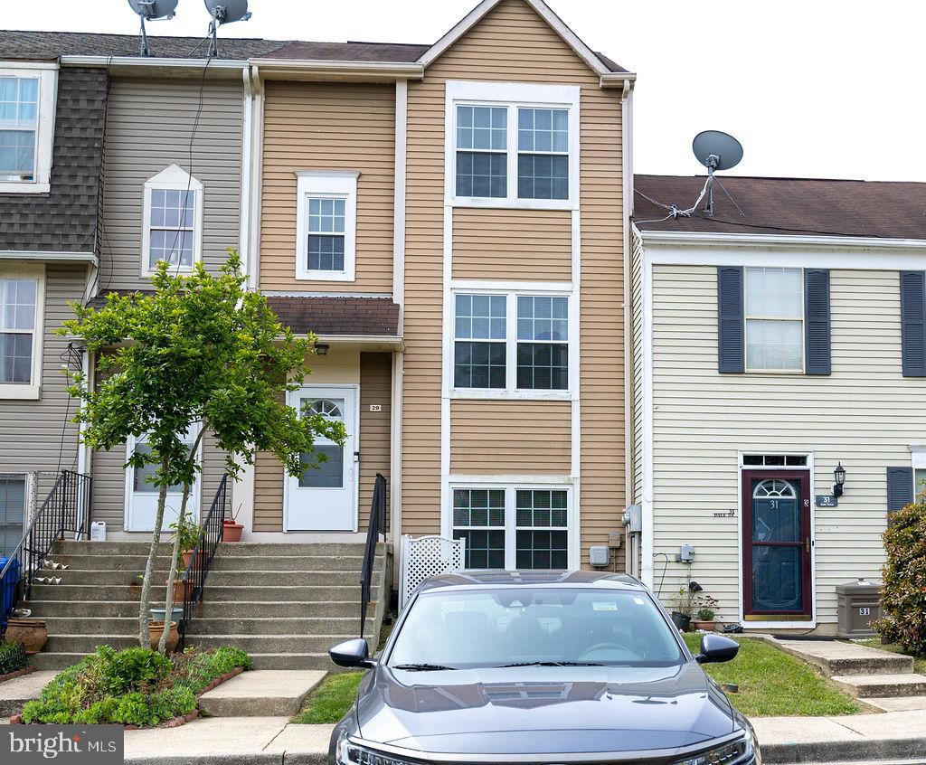 CARROLLS GREEN - Residential