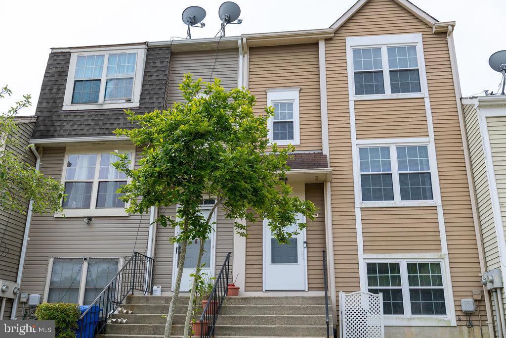 CARROLLS GREEN - Residential