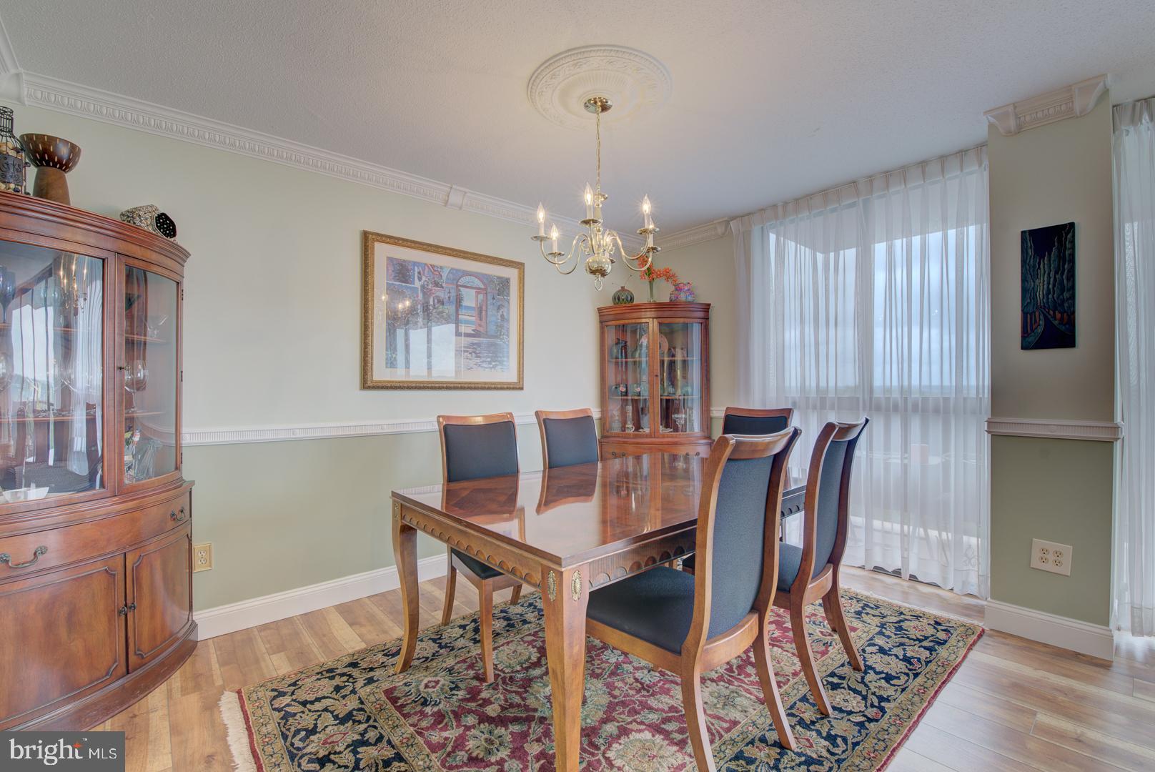 TOWERS IN WESTCHESTER PARK - Residential