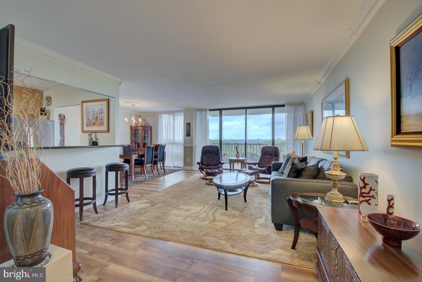 TOWERS IN WESTCHESTER PARK - Residential