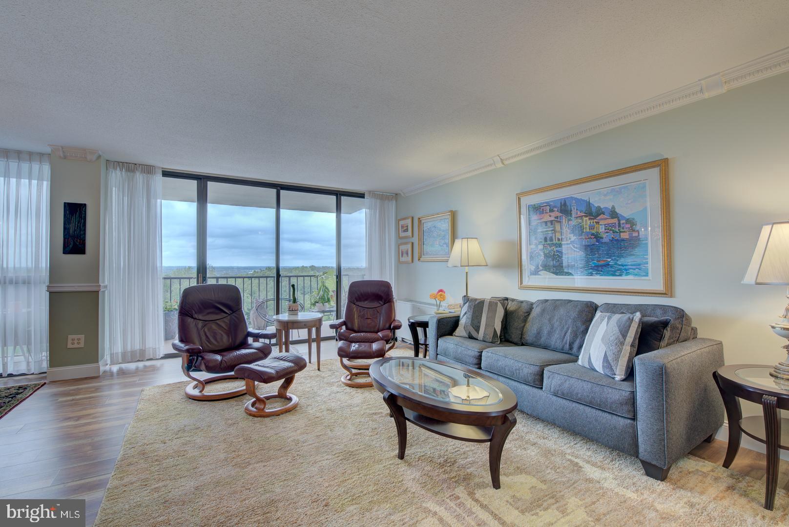 TOWERS IN WESTCHESTER PARK - Residential