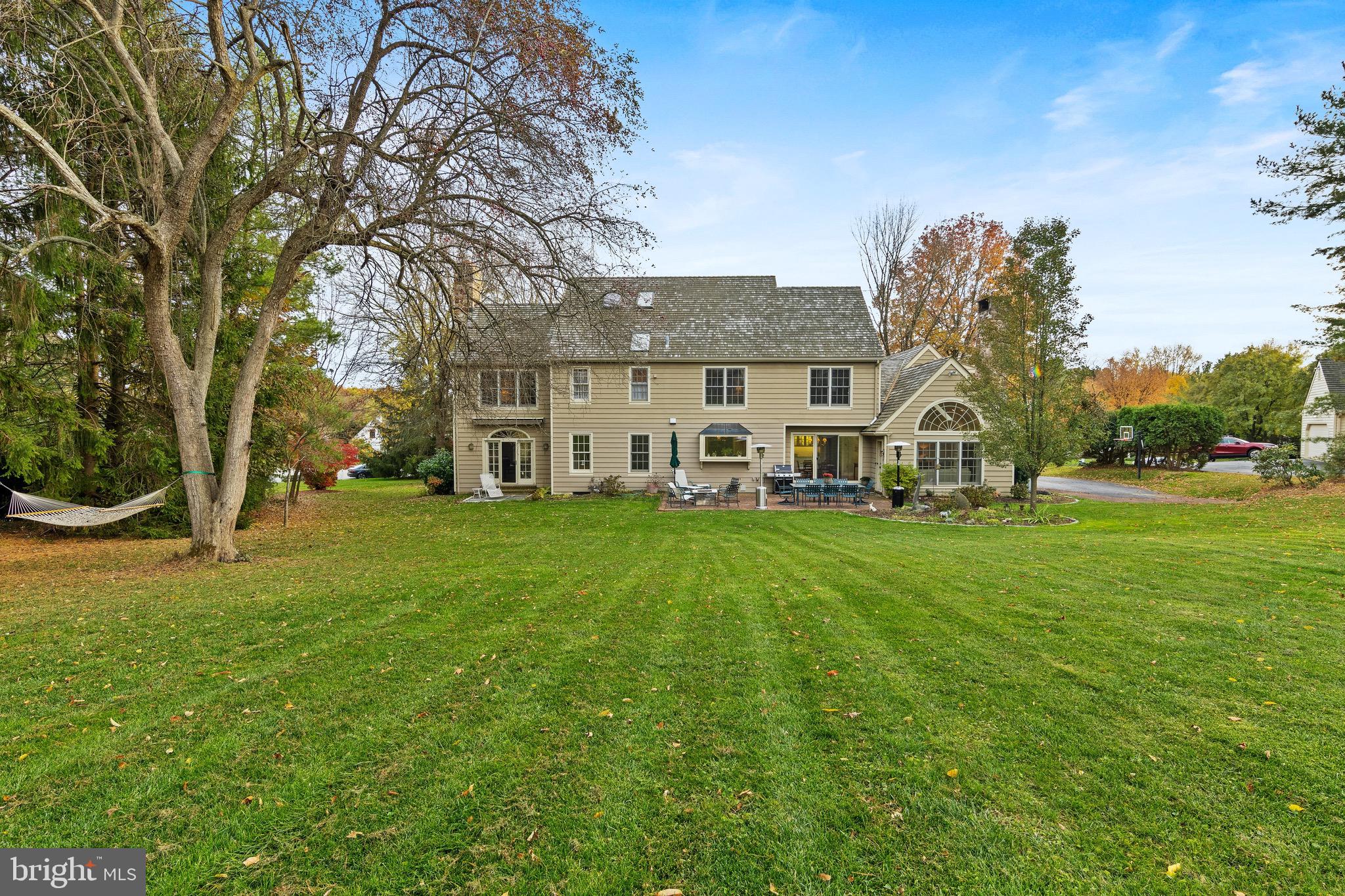 MEADOW RUN - Residential