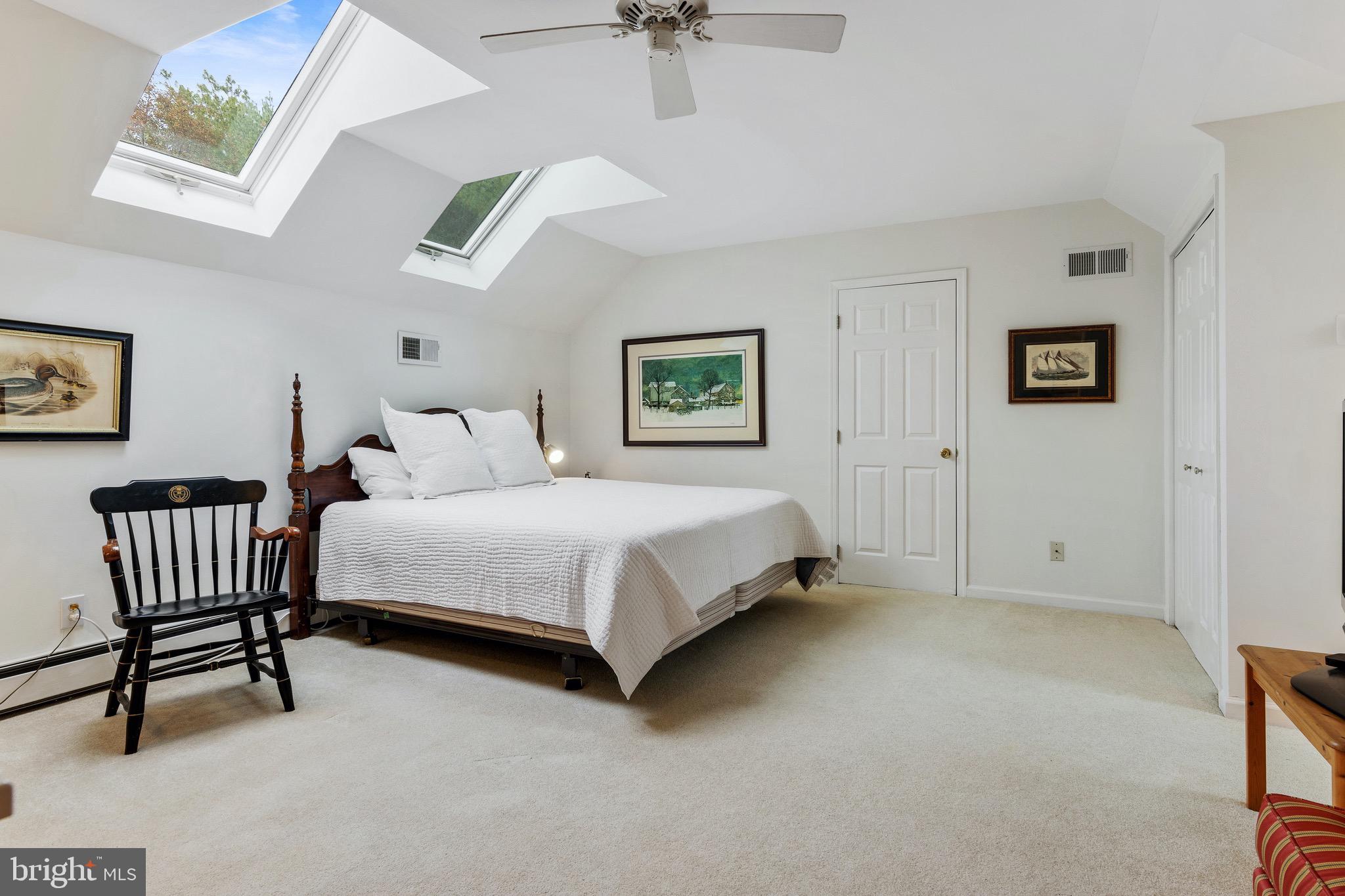 MEADOW RUN - Residential