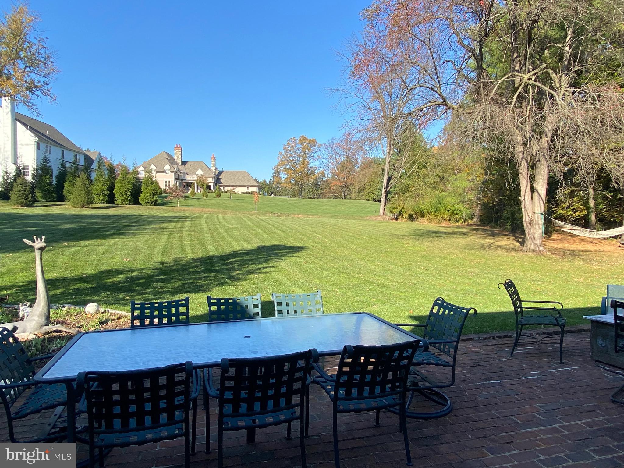 MEADOW RUN - Residential