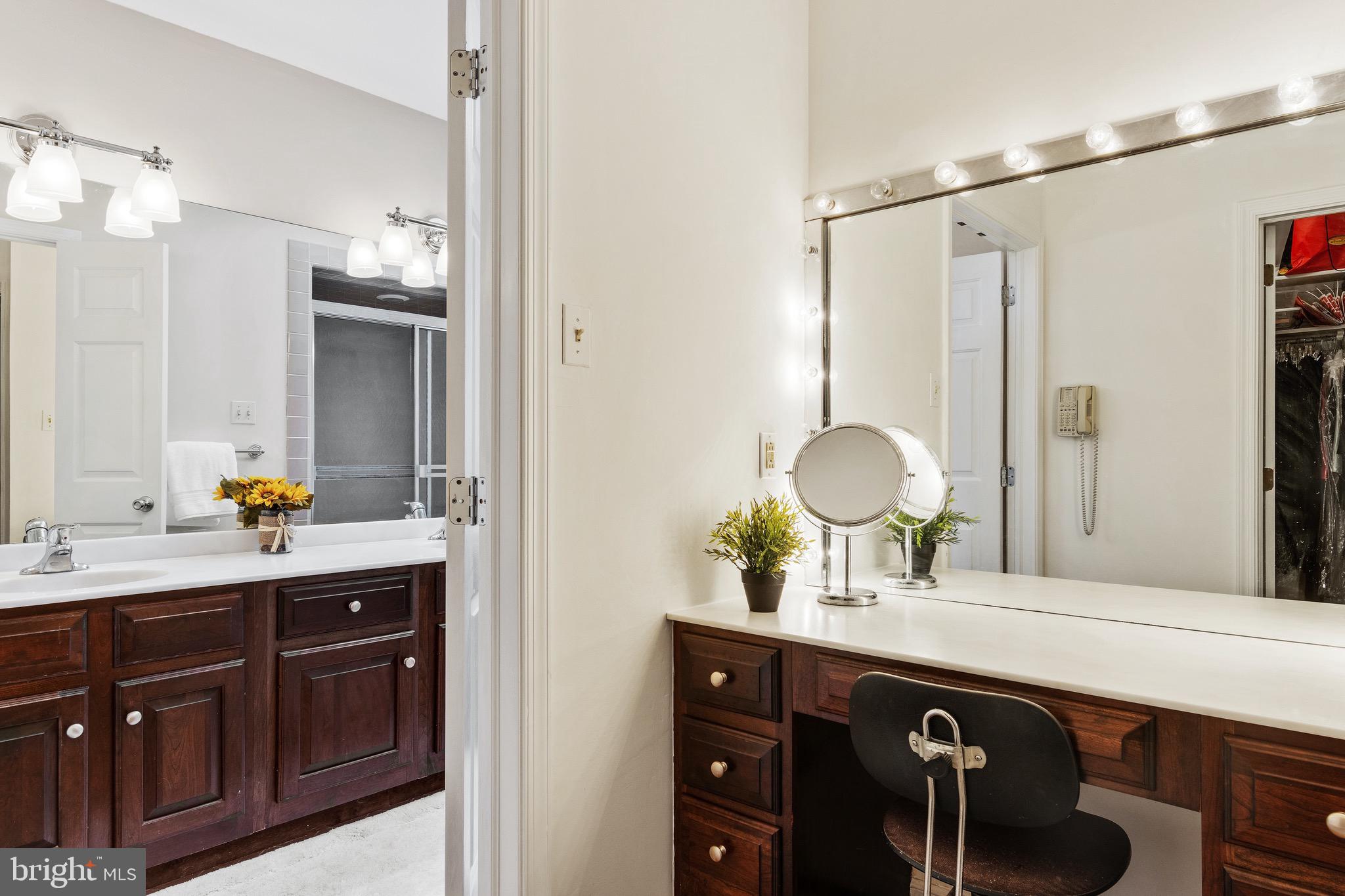 MEADOW RUN - Residential