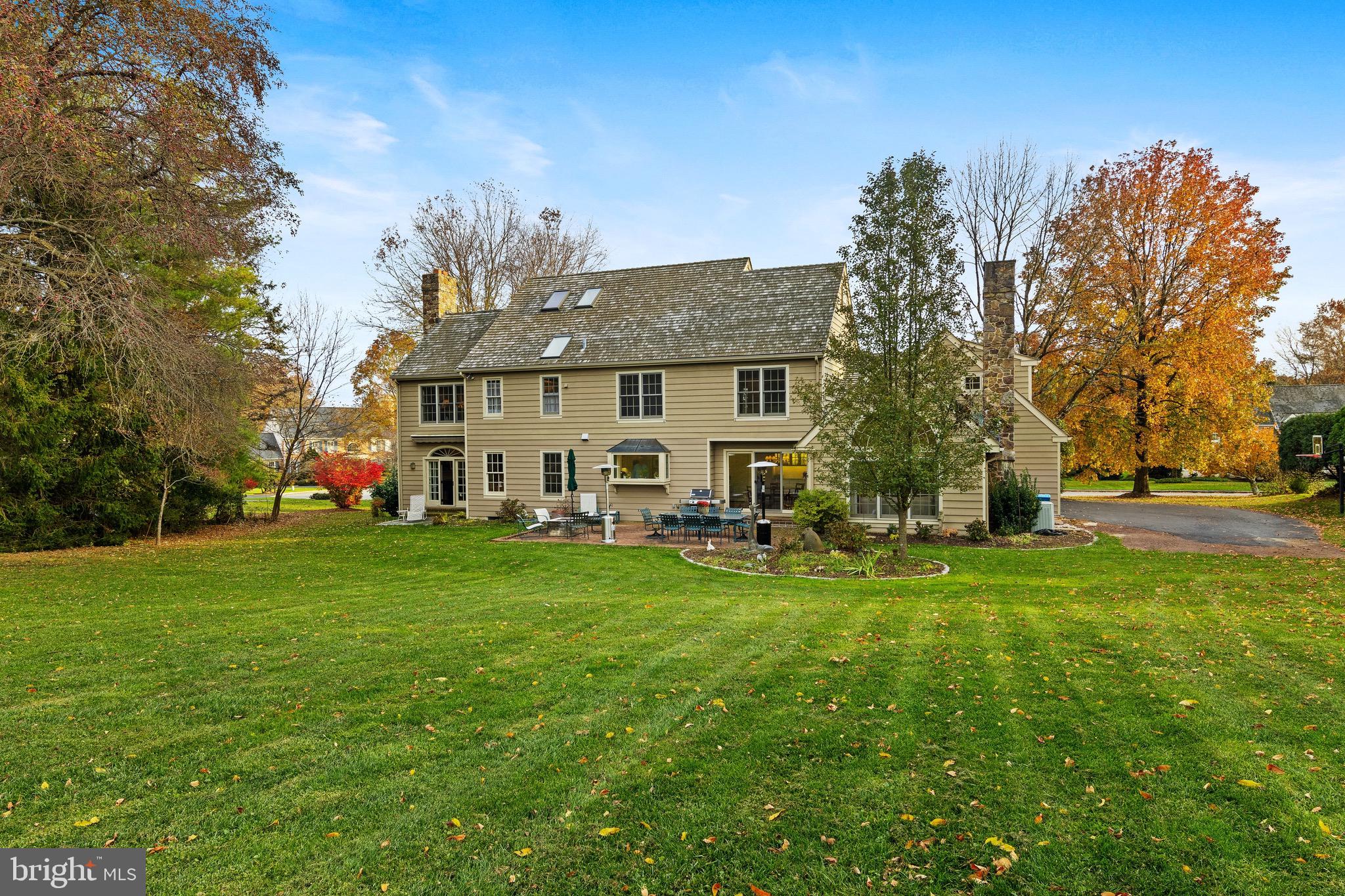 MEADOW RUN - Residential