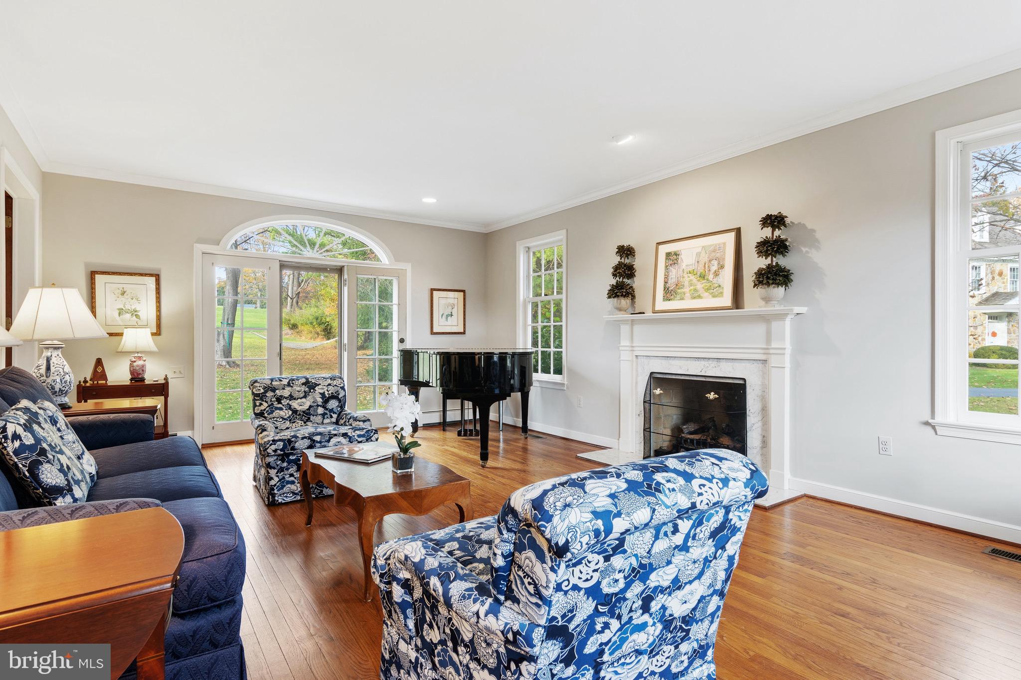 MEADOW RUN - Residential