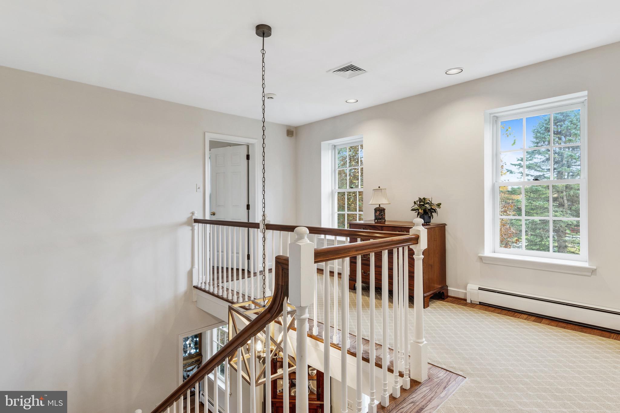 MEADOW RUN - Residential