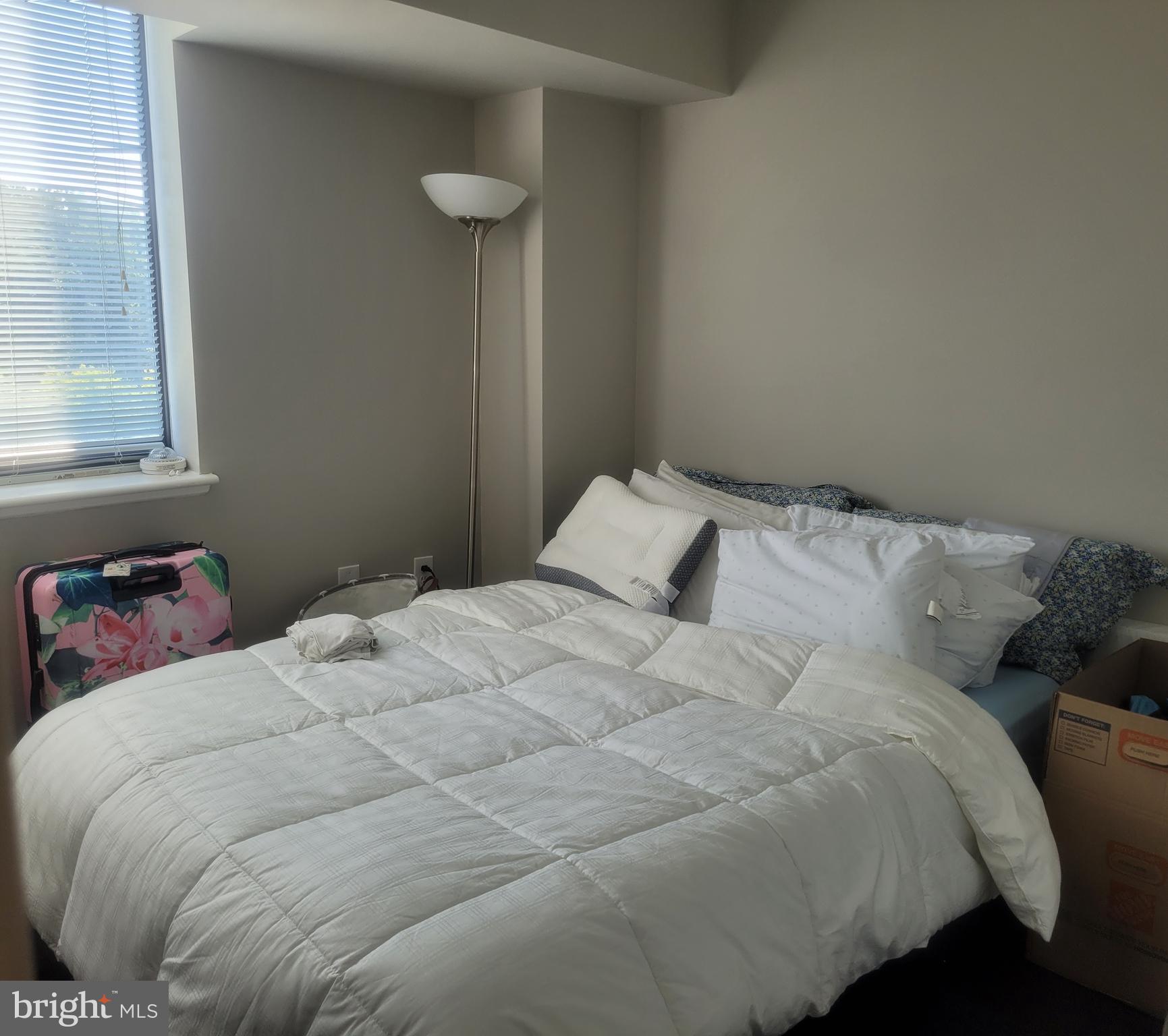 RENAISSANCE AT TYSONS - Residential Lease