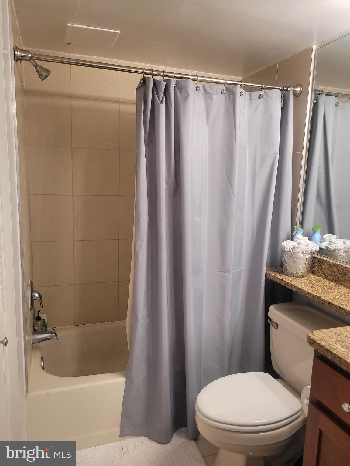 RENAISSANCE AT TYSONS - Residential Lease