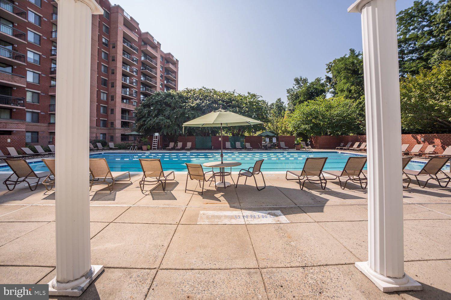 RENAISSANCE AT TYSONS - Residential Lease