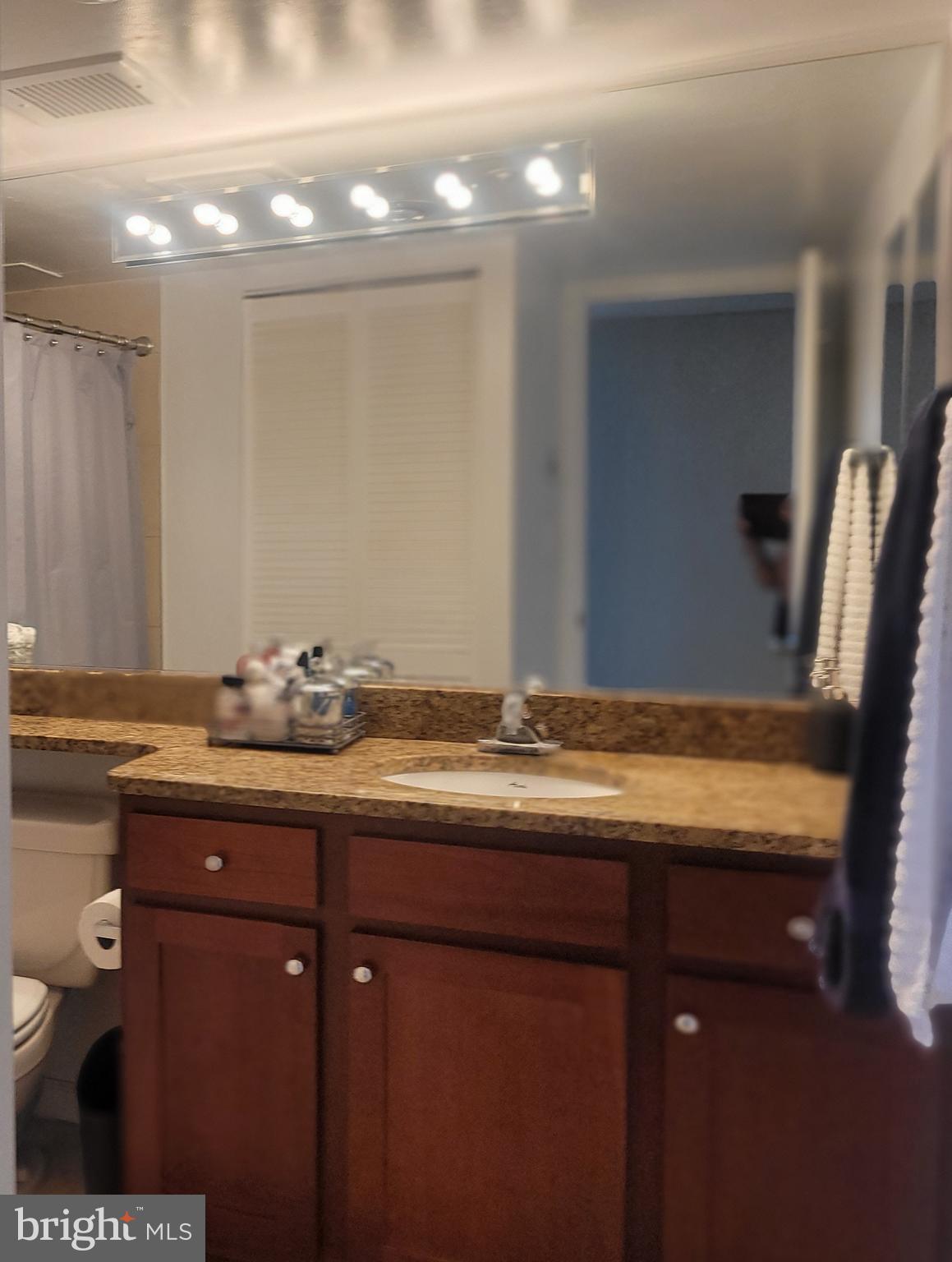 RENAISSANCE AT TYSONS - Residential Lease