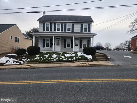 123 N 11TH STREET AKRON PA 17501