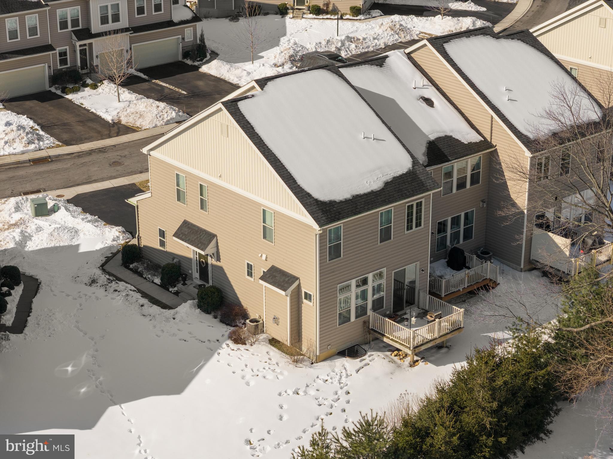 PEMBERTON - Residential