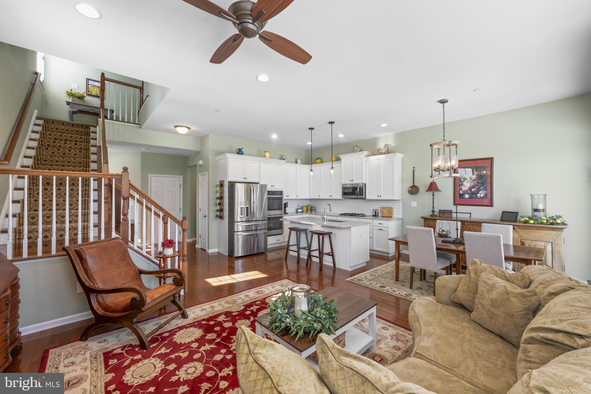 PEMBERTON - Residential