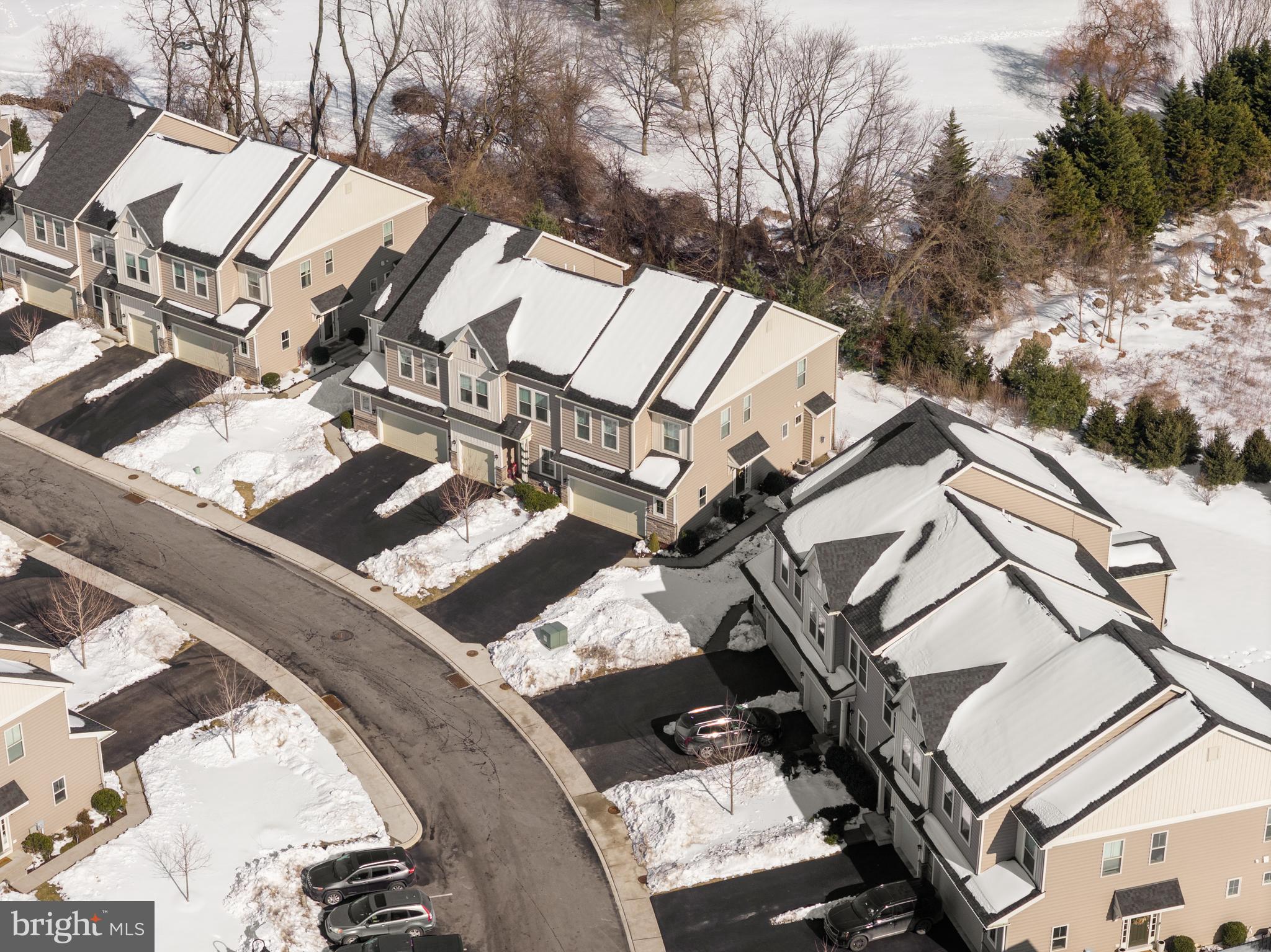 PEMBERTON - Residential