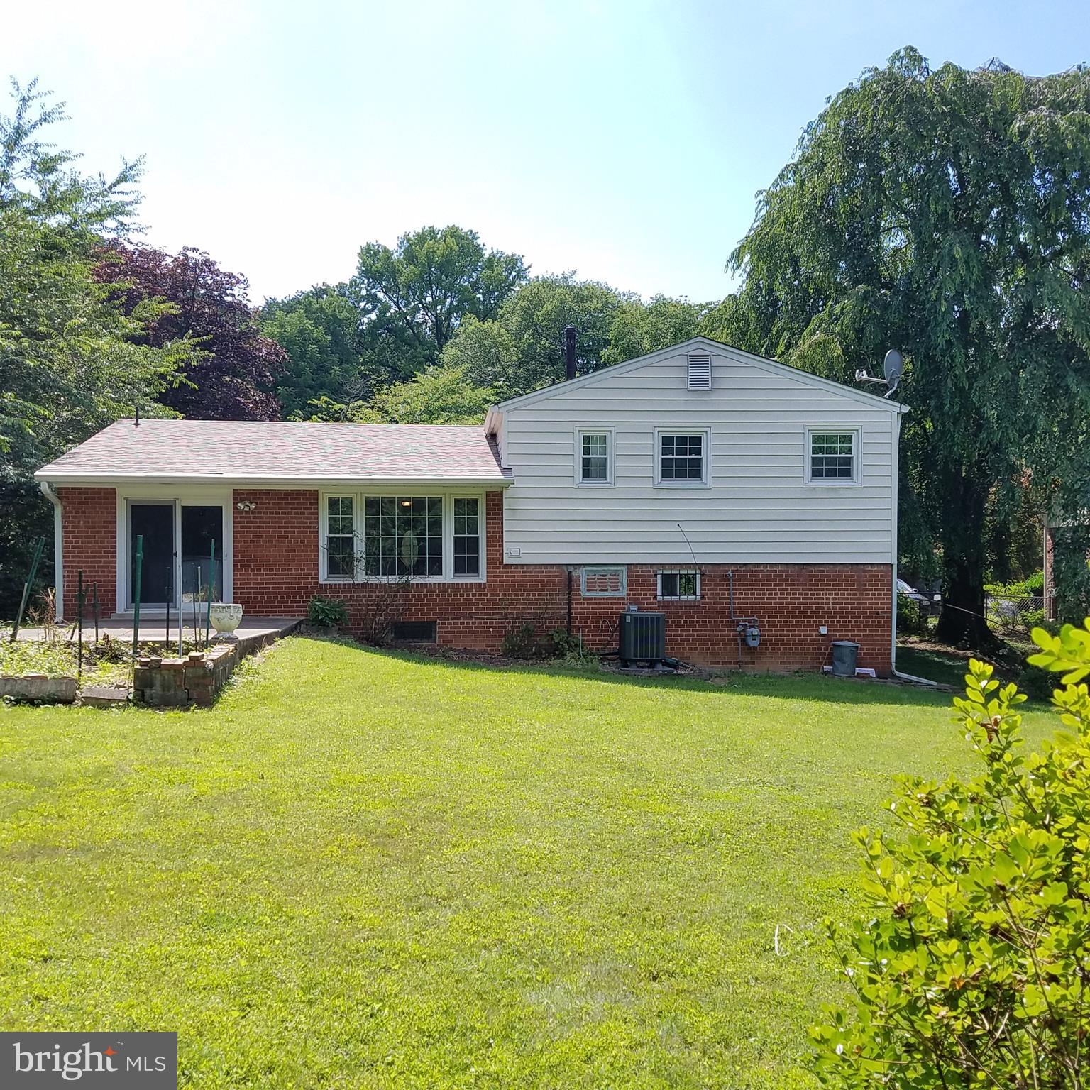 WHITE FLINT PARK - Residential