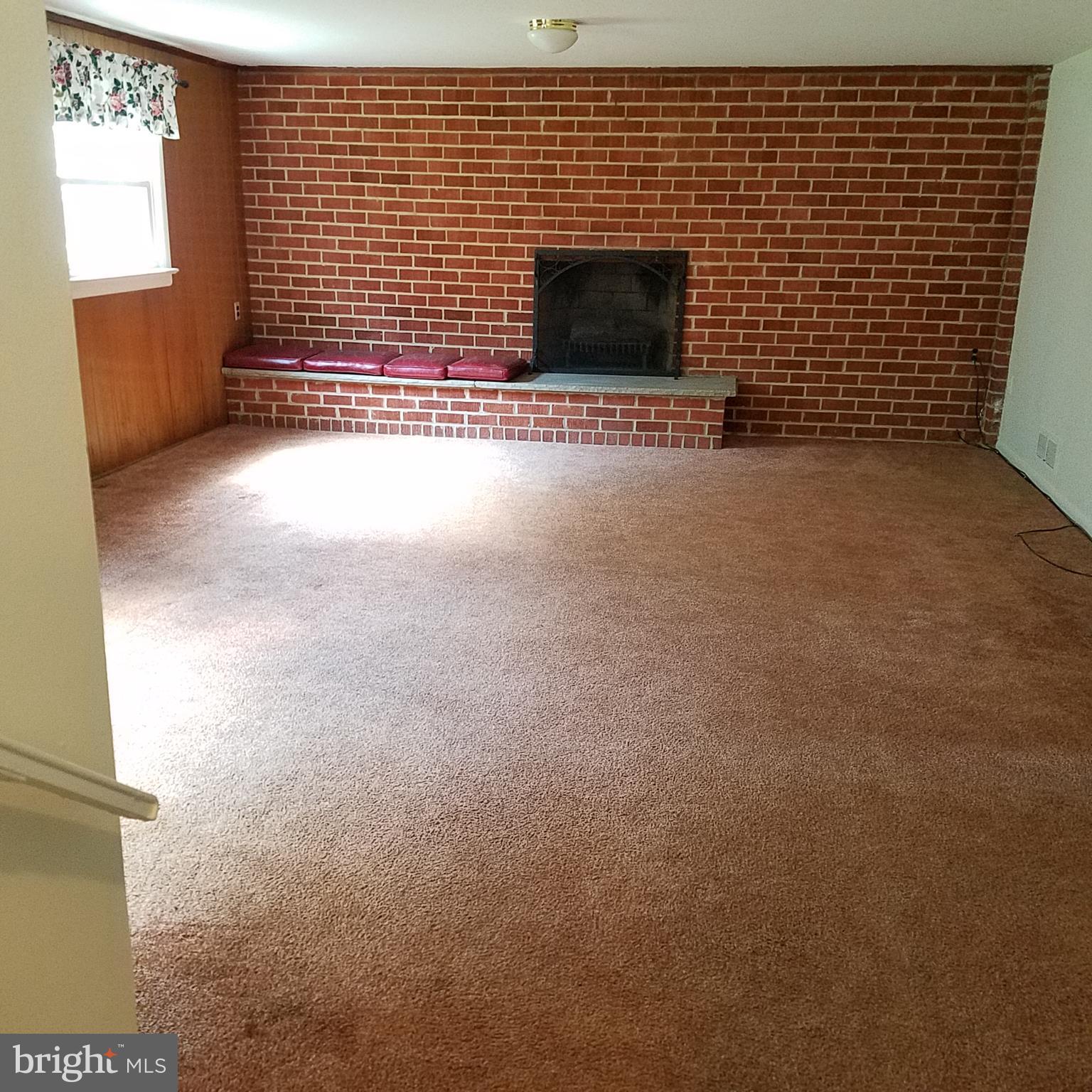 WHITE FLINT PARK - Residential