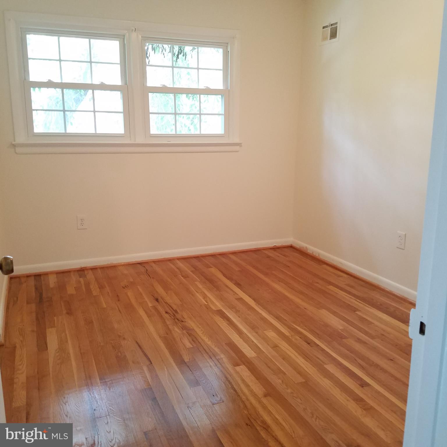 WHITE FLINT PARK - Residential