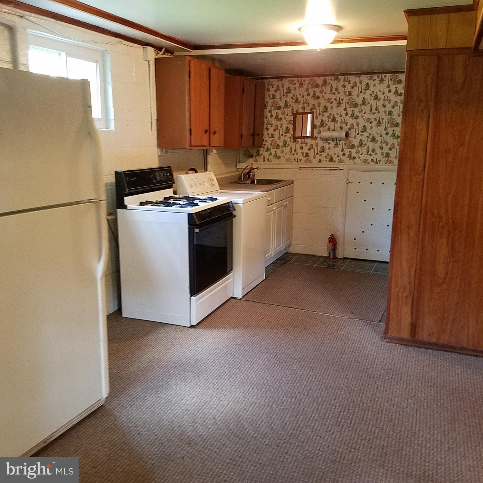 WHITE FLINT PARK - Residential