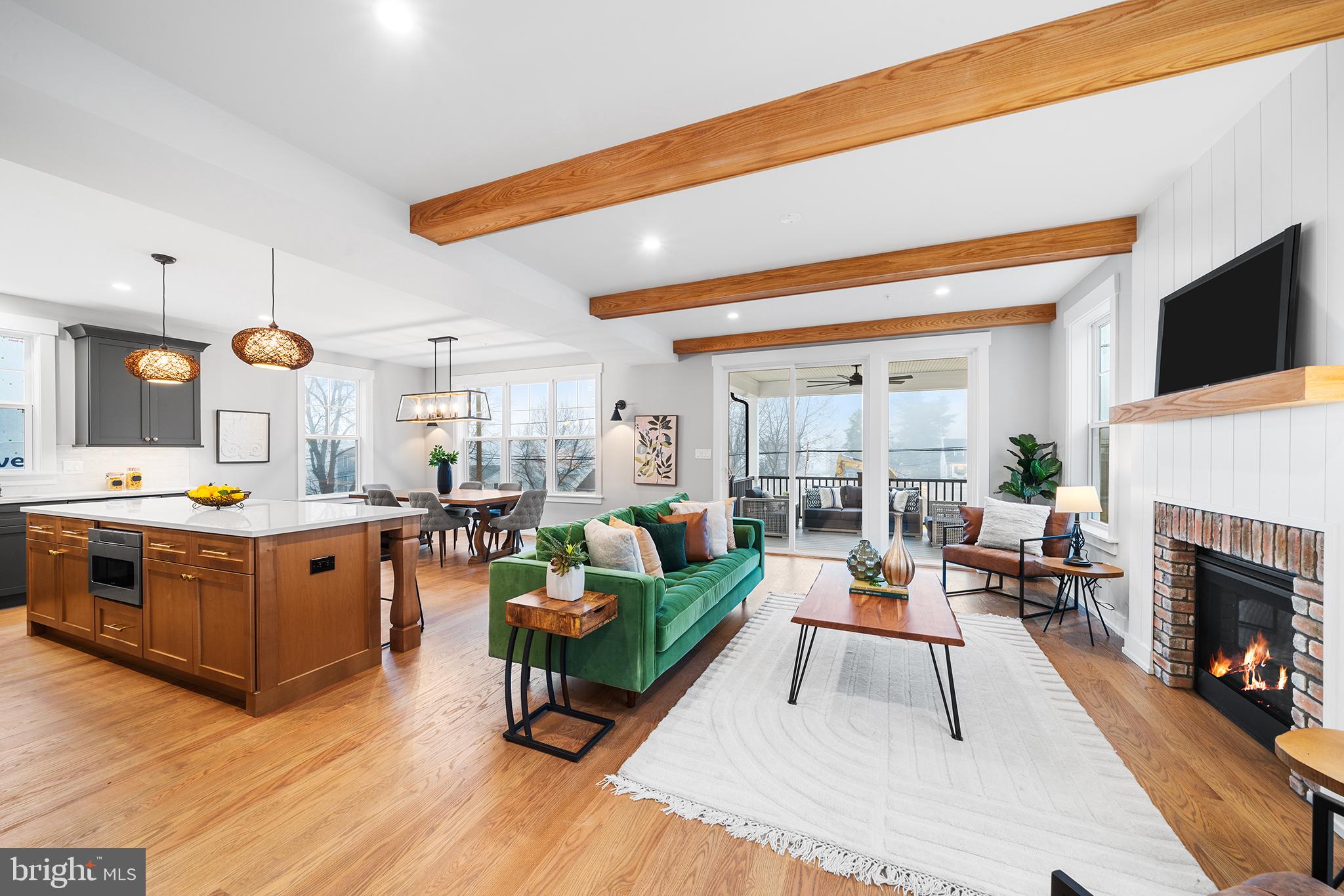 EXTON - Residential