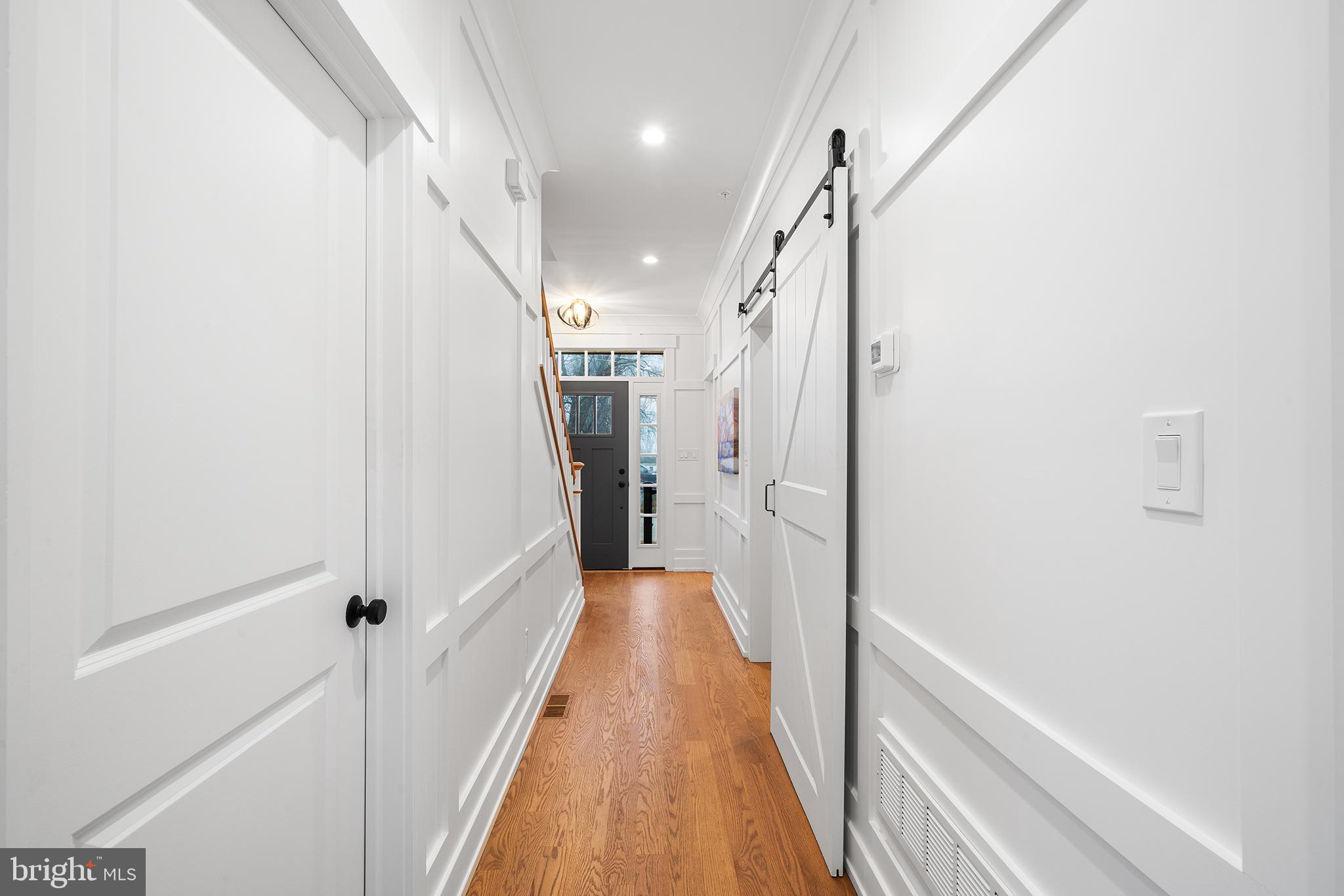 218 HENDRICKS AVENUE