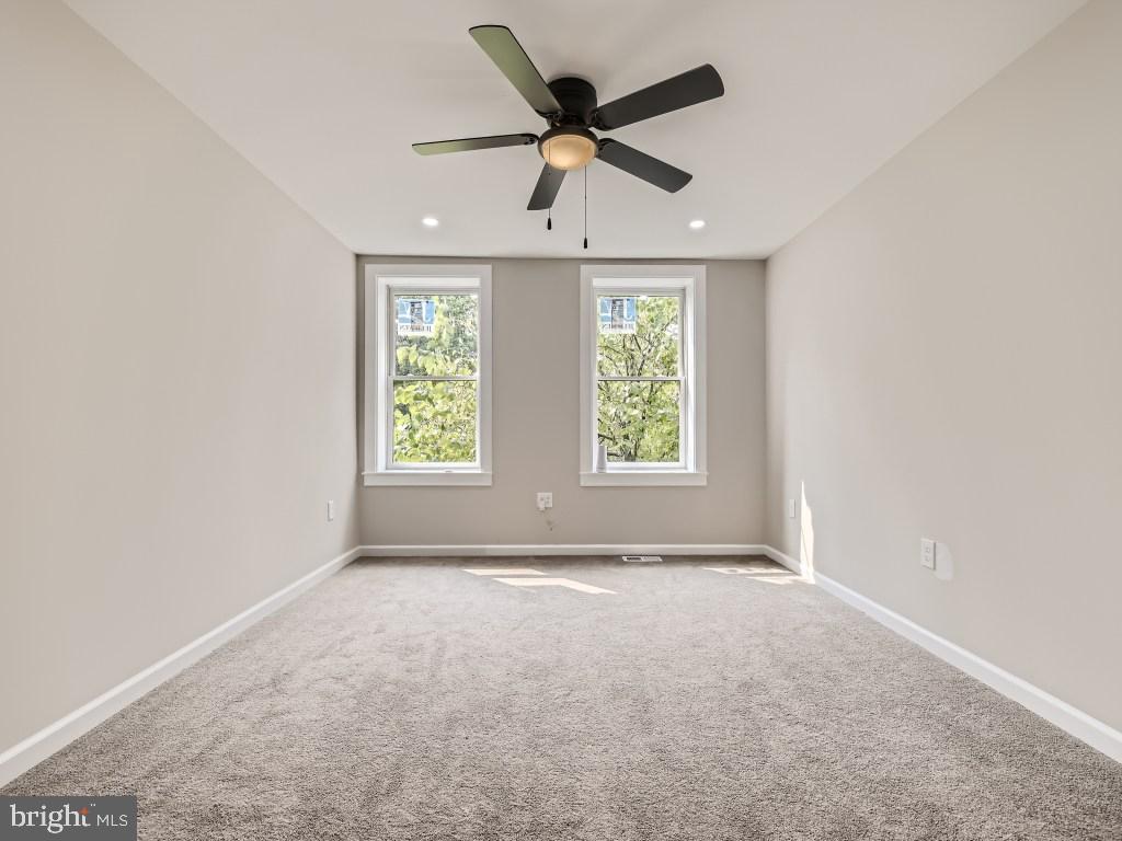 LOCUST POINT - Residential Lease