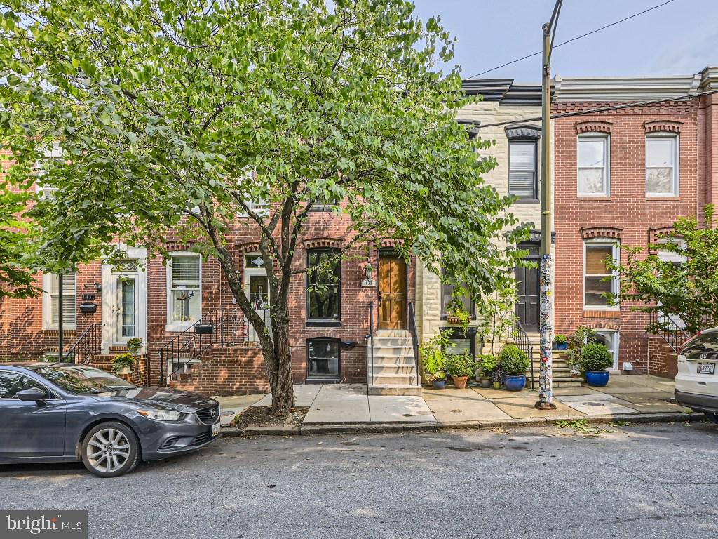 LOCUST POINT - Residential Lease