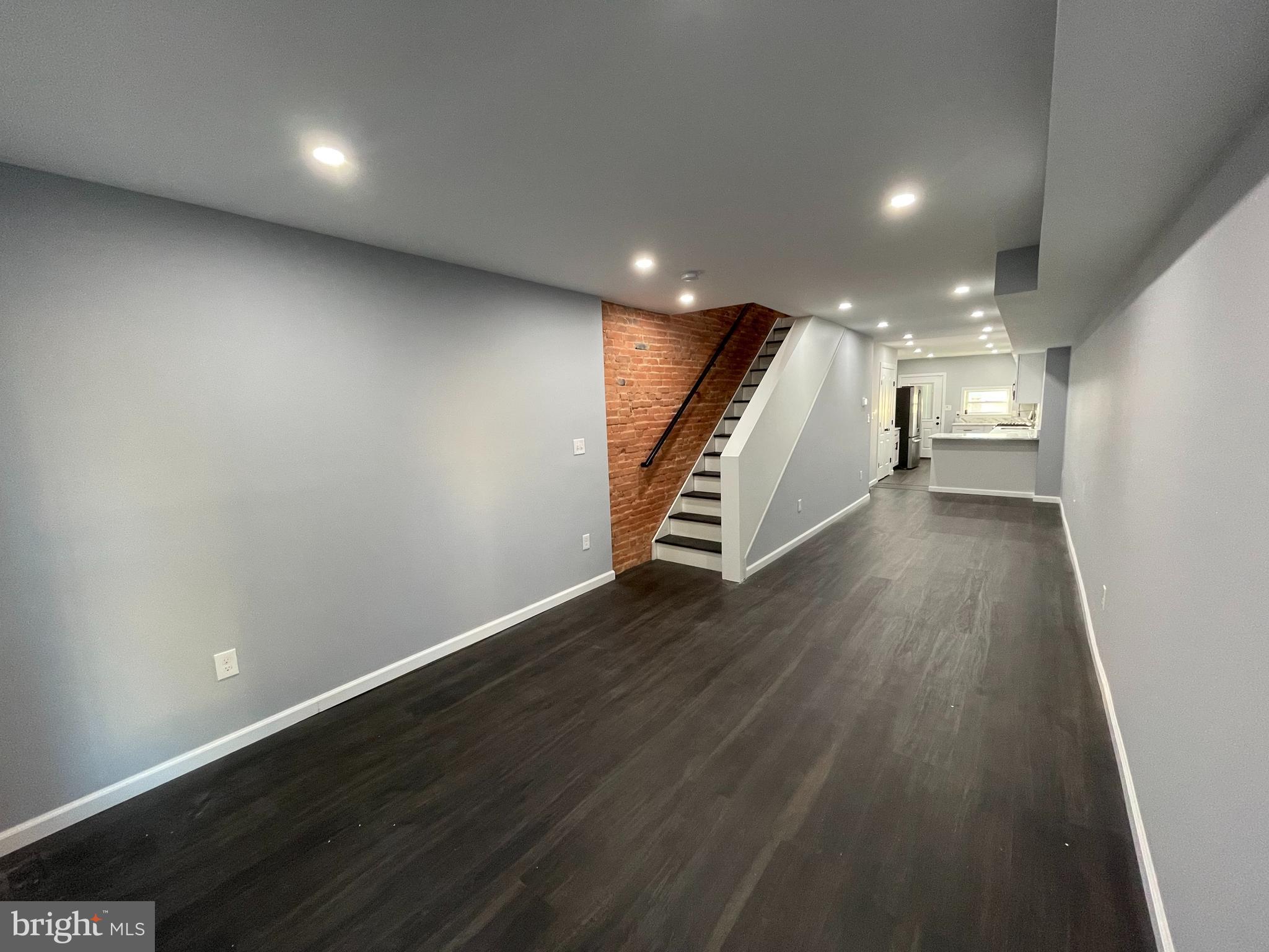 LOCUST POINT - Residential Lease