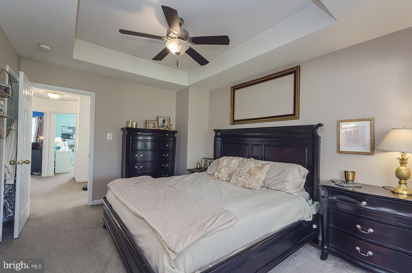 COLONIAL HILLS - Residential