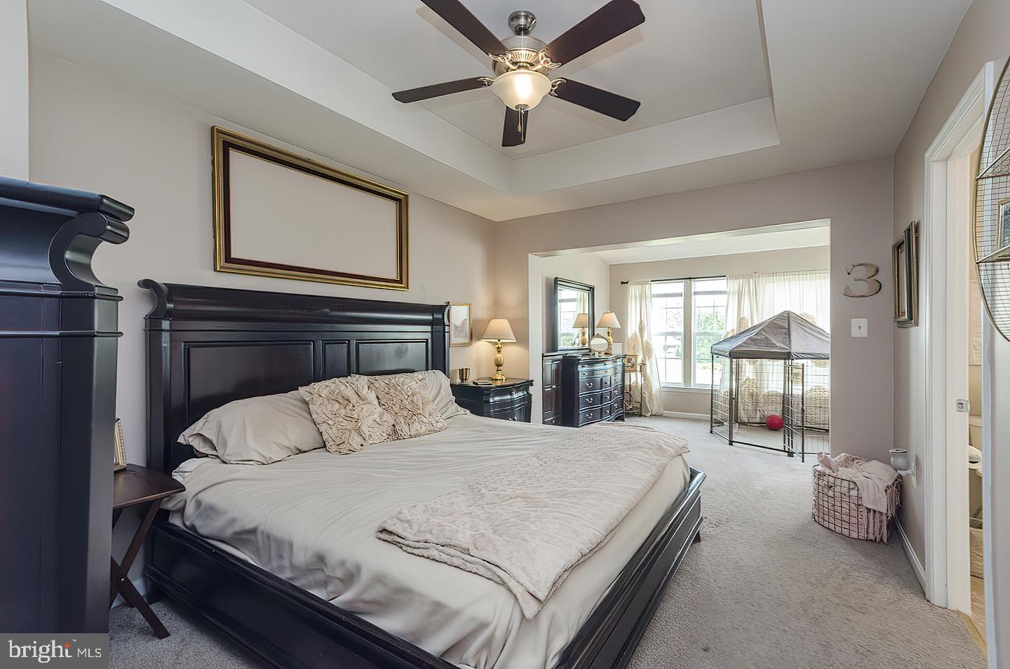 COLONIAL HILLS - Residential