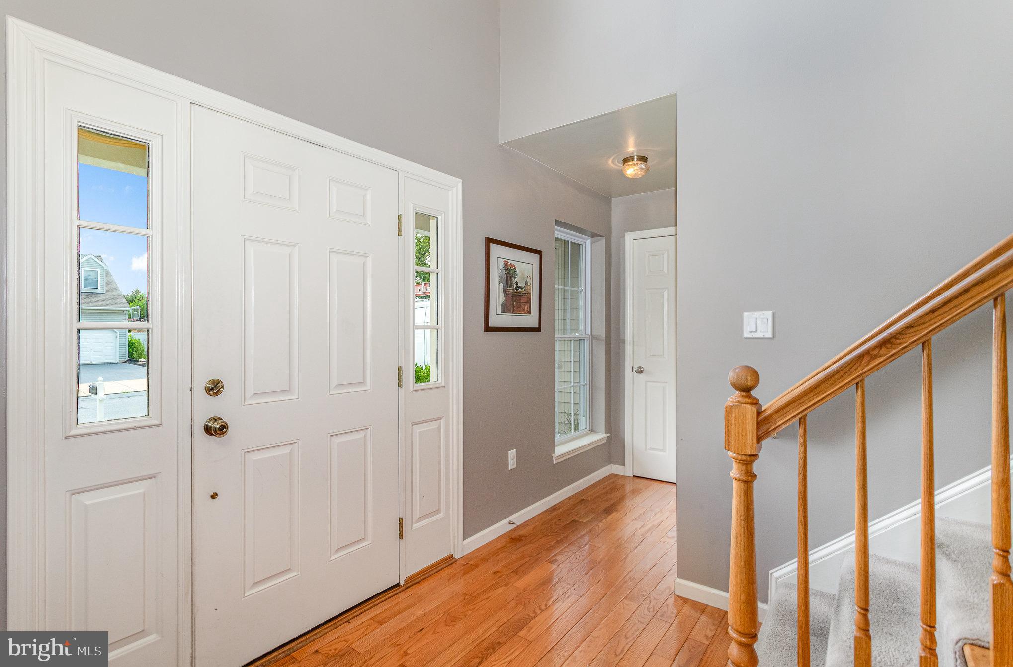 212 DEERFIELD LANE