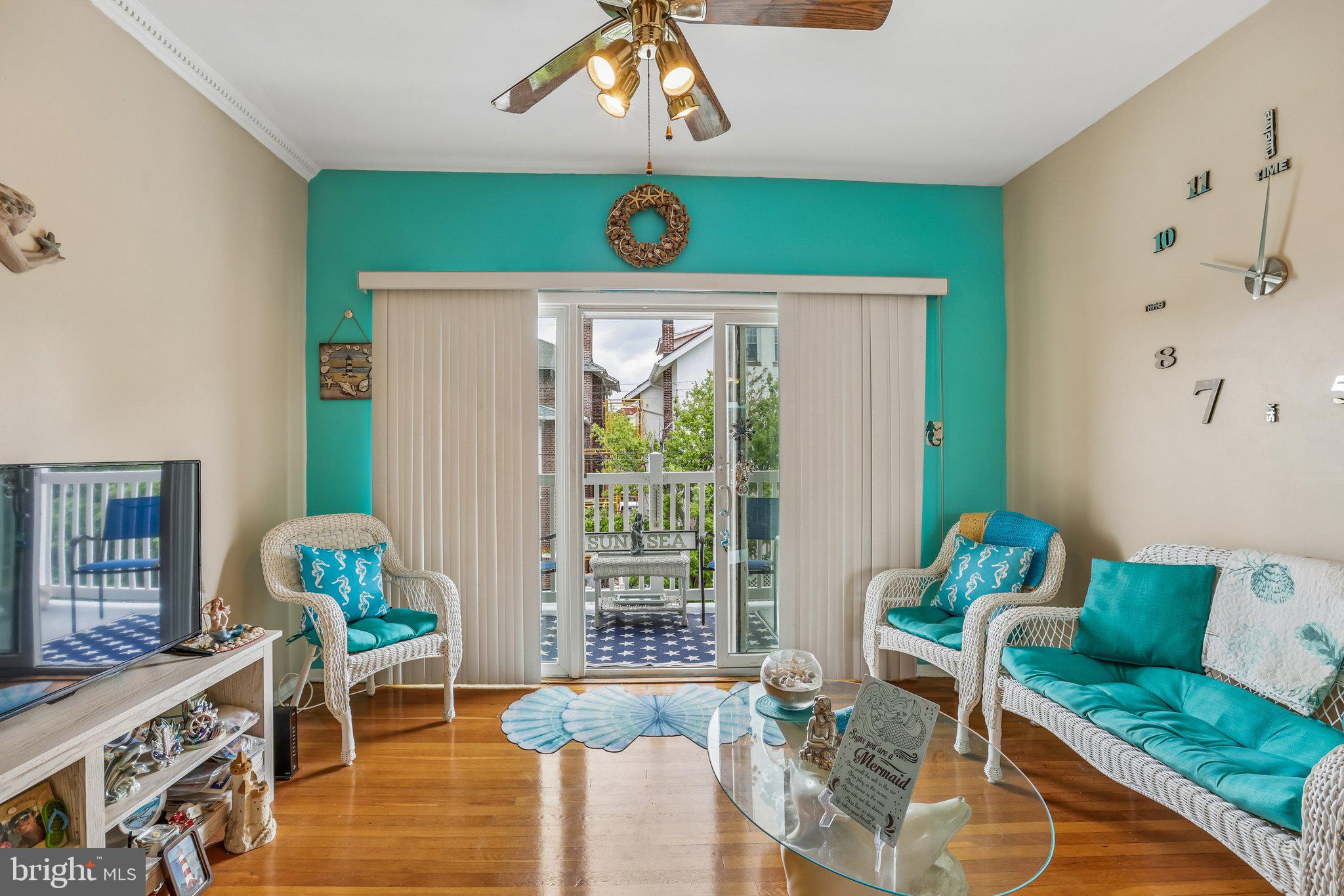 2 MONTGOMERY AVE B1