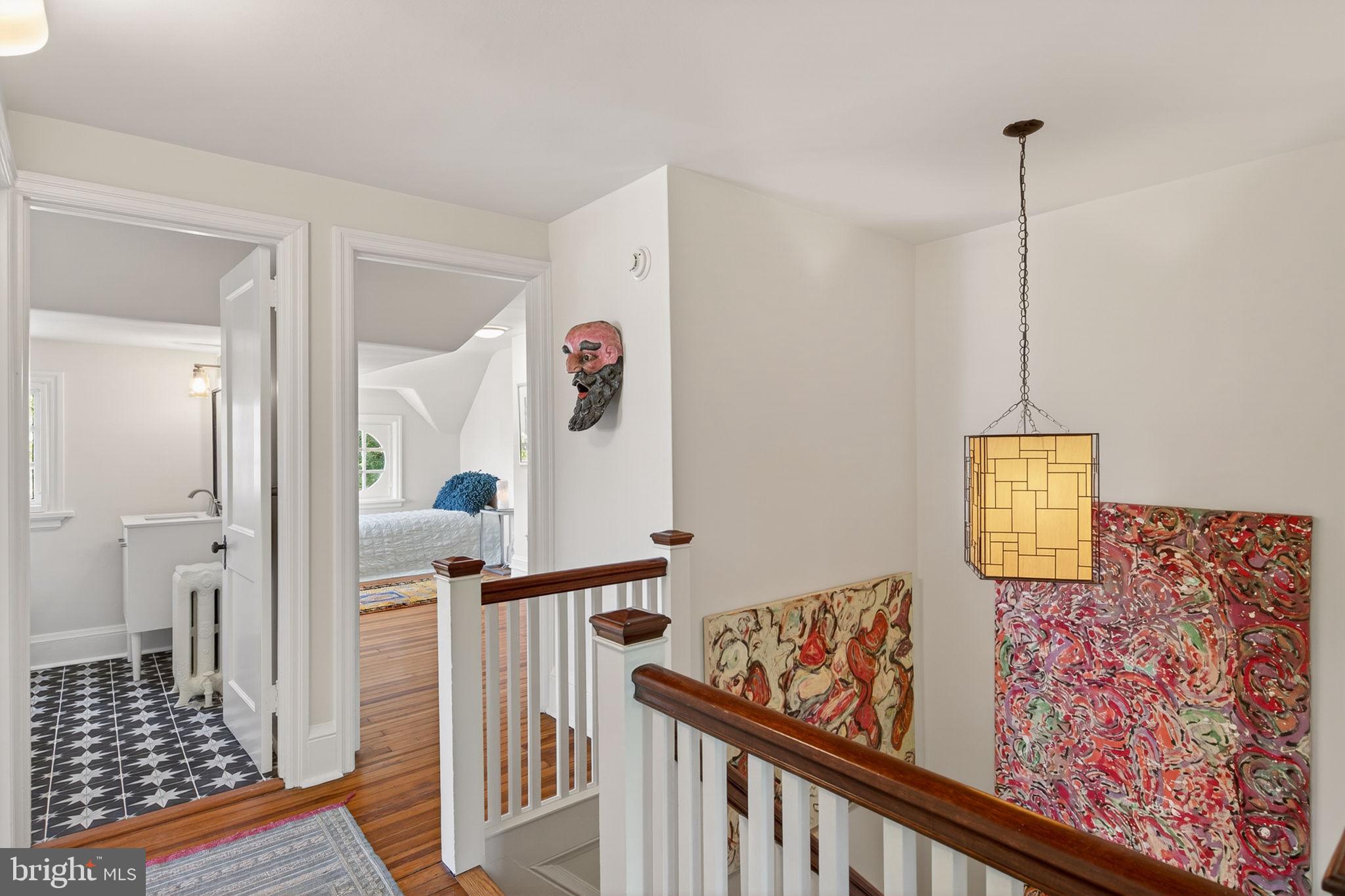 EAST FALLS - Residential