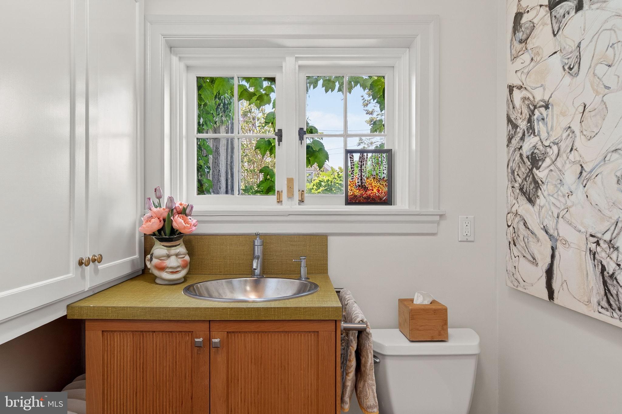 EAST FALLS - Residential