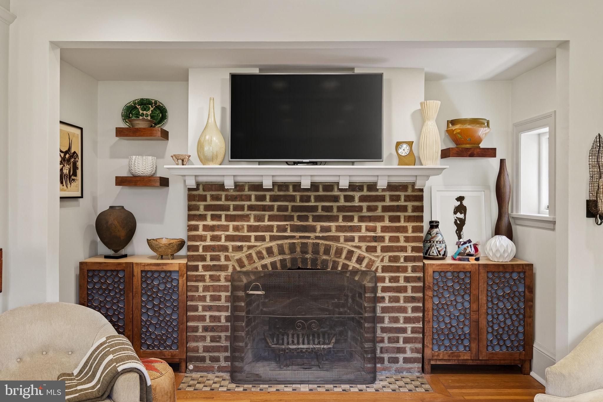 EAST FALLS - Residential