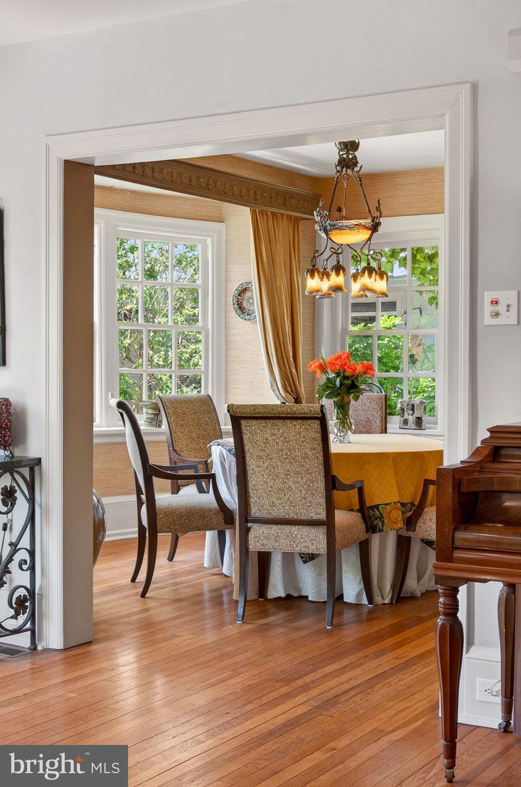 EAST FALLS - Residential