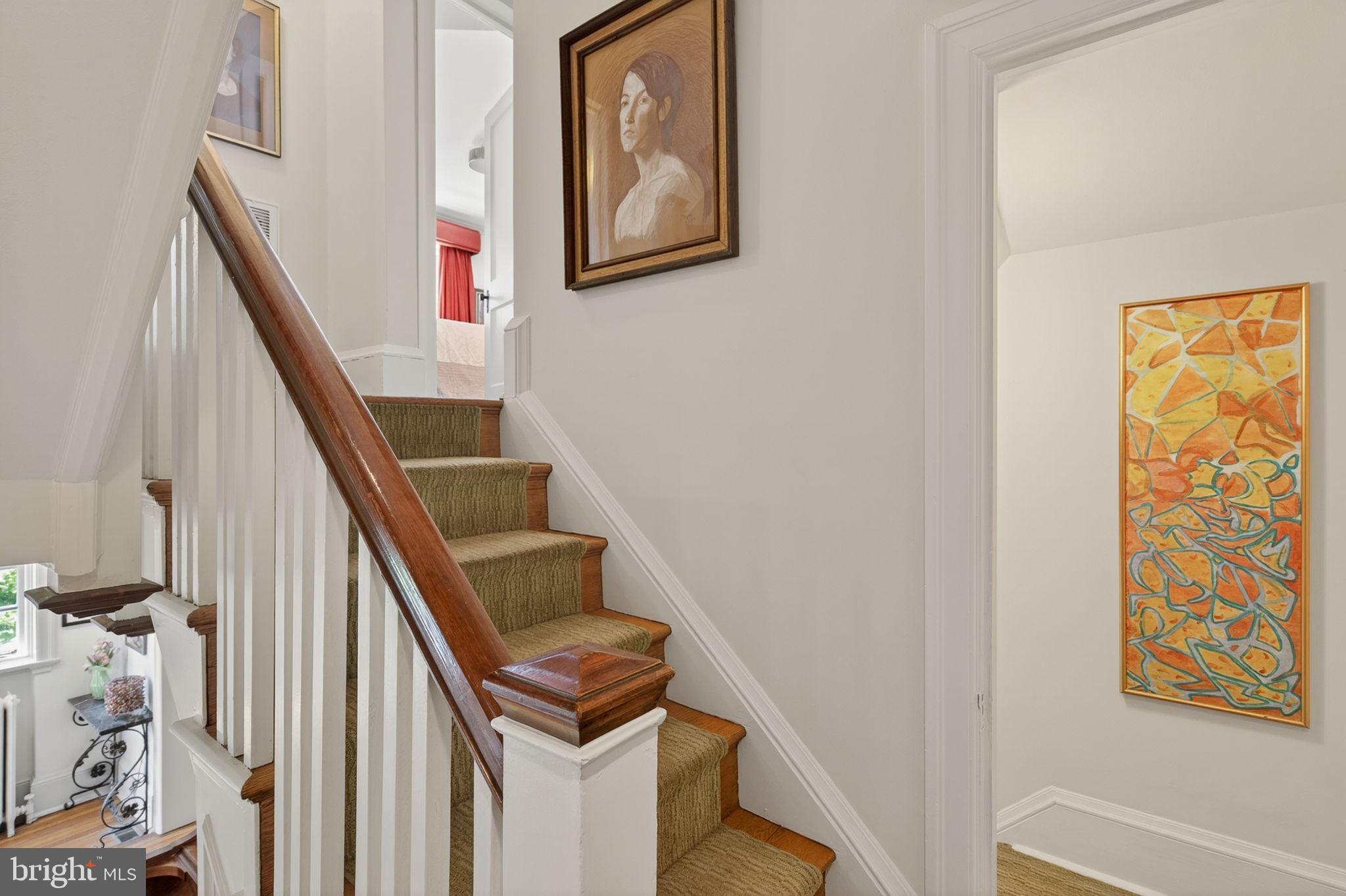 EAST FALLS - Residential