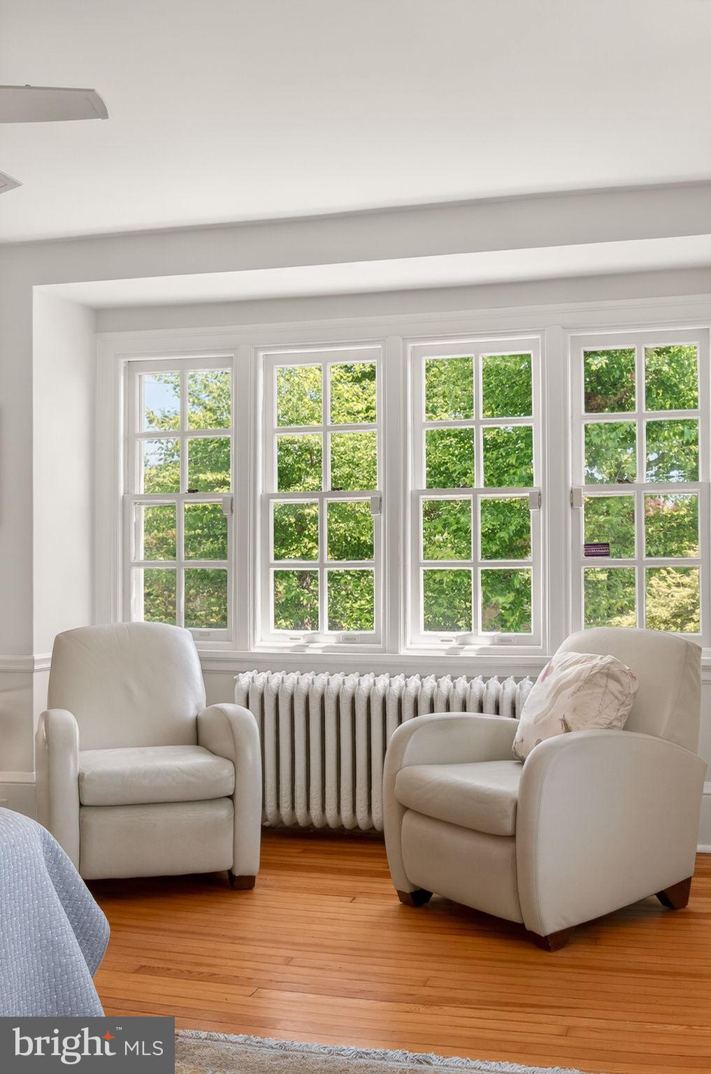 EAST FALLS - Residential