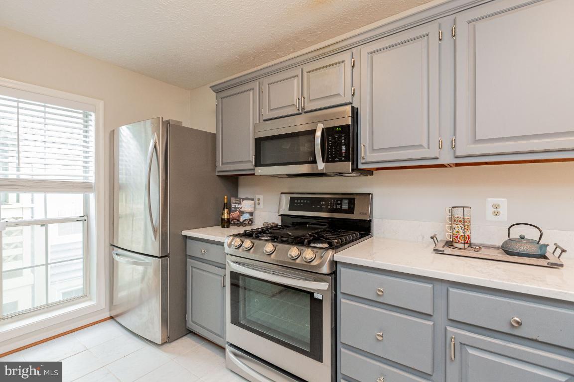 WILLOW POINT - Residential