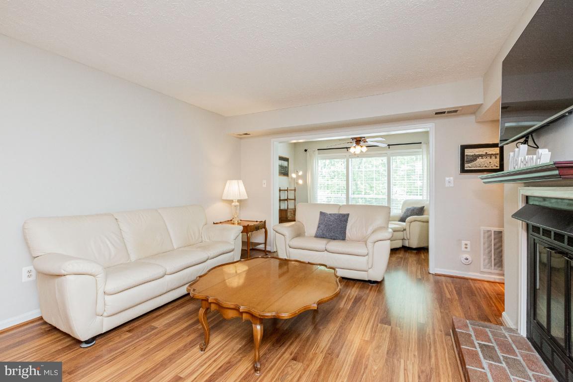 WILLOW POINT - Residential