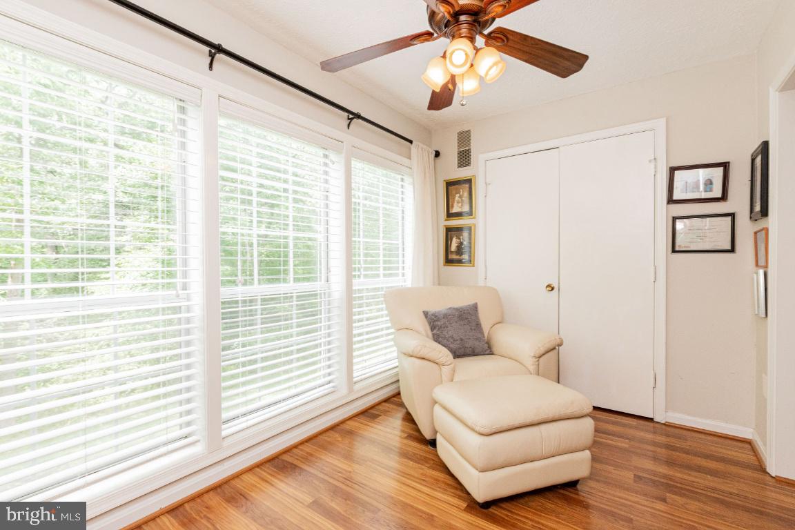 WILLOW POINT - Residential