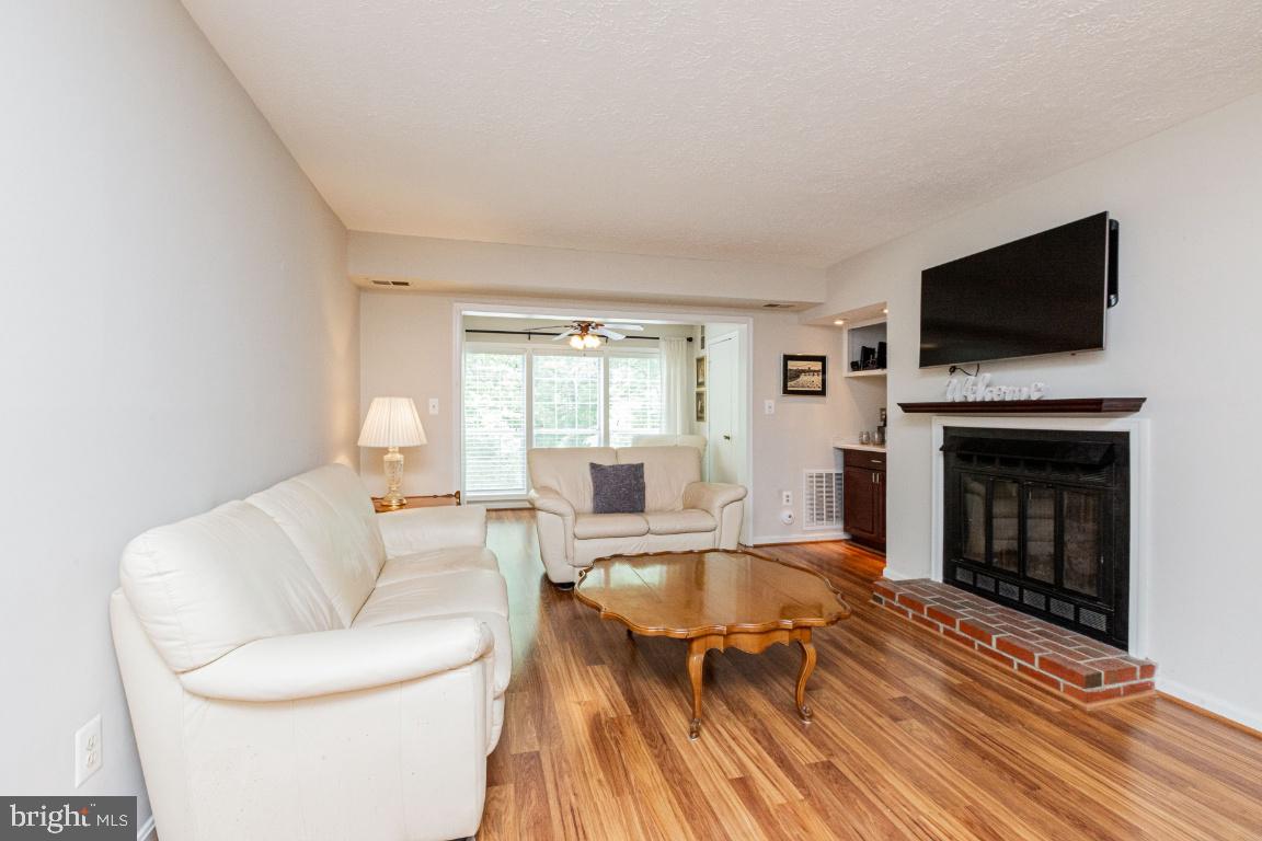 WILLOW POINT - Residential