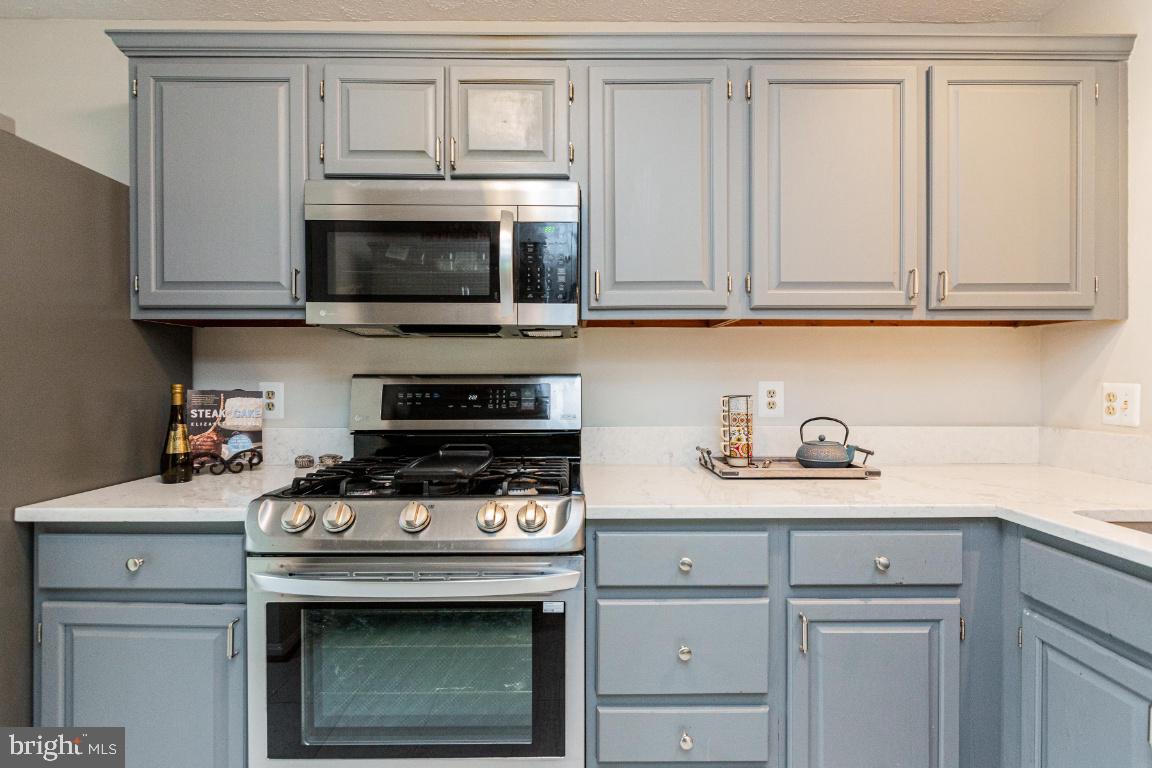 WILLOW POINT - Residential